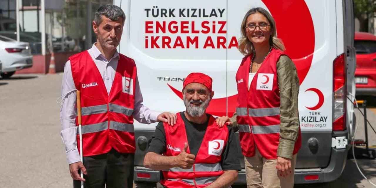 Türk Kızılay engelleri iyilikle aşıyor