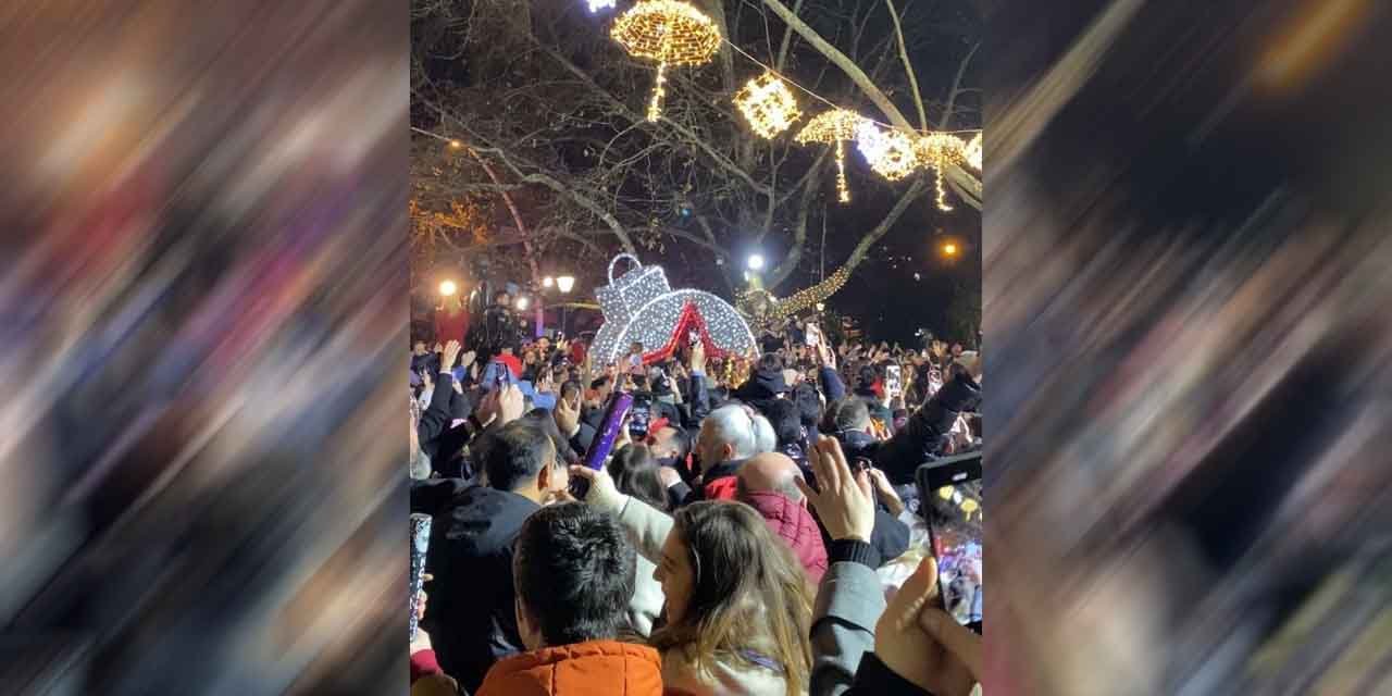 Ankara’da vatandaşlar yeni yıla Kuğulu Park’ta girdi