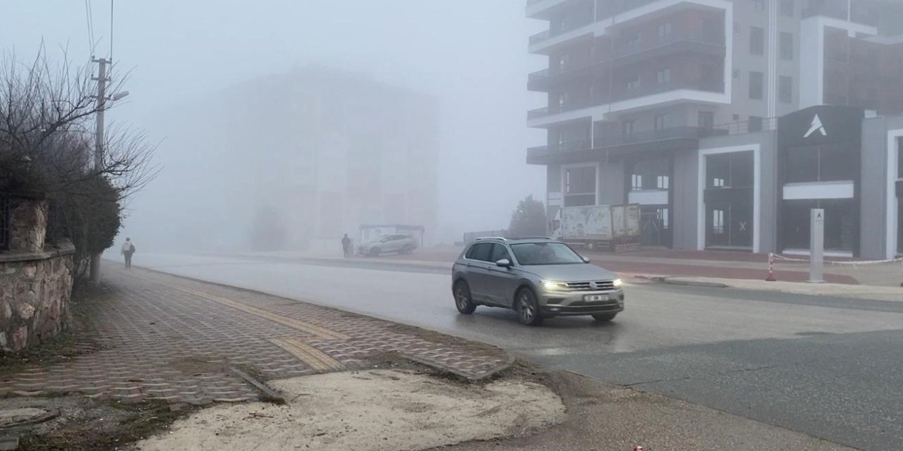 Kastamonu’da sis ulaşımı olumsuz etkiledi