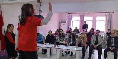 Bahşılı’da öğrencilerden İstiklal Marşı coşkusu