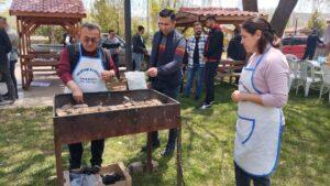 BAŞKAN PİŞİRDİ, İŞÇİLER YEDİ - Kırıkkale Haber, Son Dakika Kırıkkale Haberleri