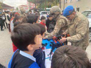 JANDARMA'DAN EĞLENCELİ ETKİNLİK - Kırıkkale Haber, Son Dakika Kırıkkale Haberleri